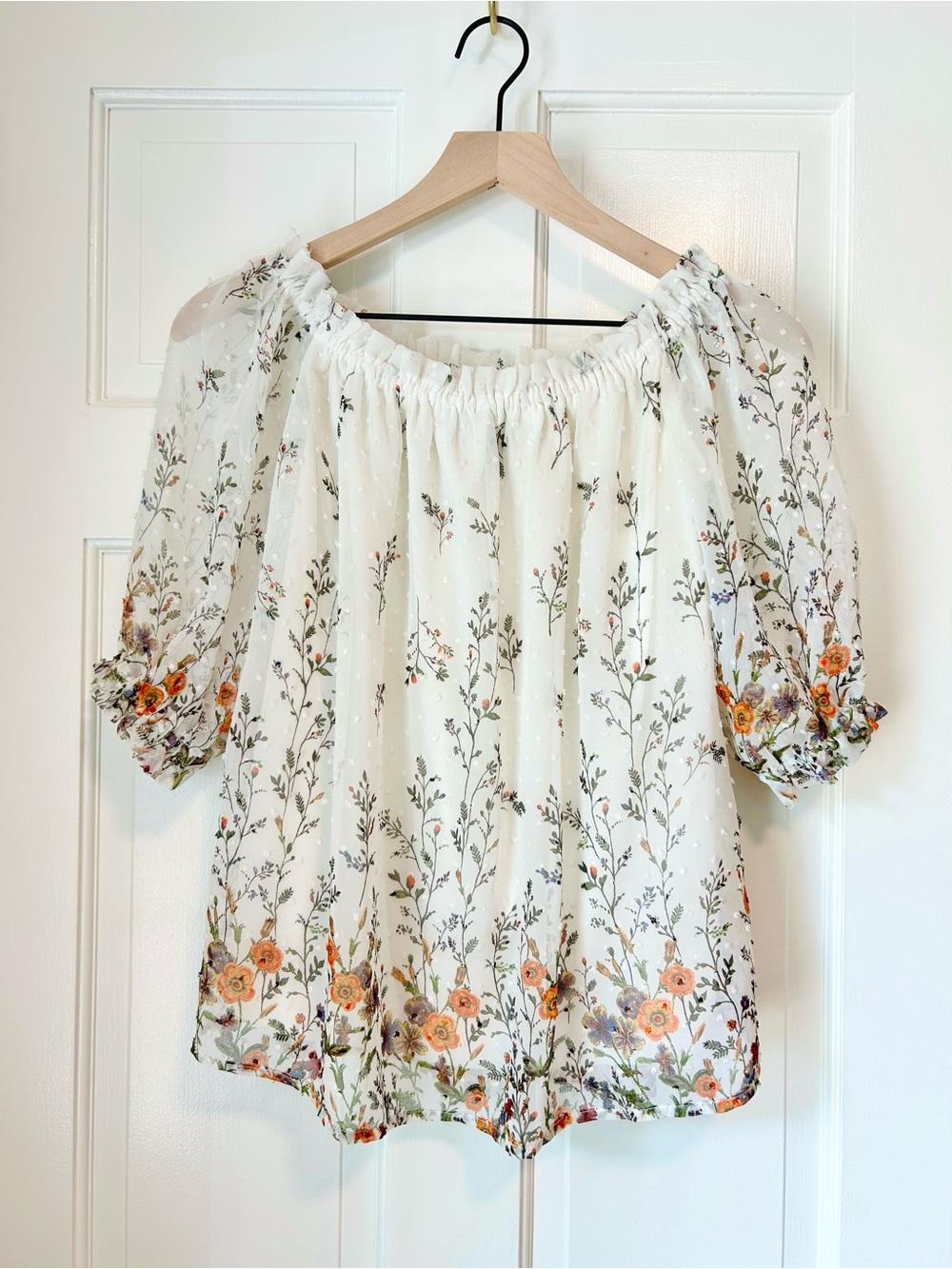 Sweet Rain Floral Swiss Dot Off the Shoulder Blouse Medium - Picture 4 of 6